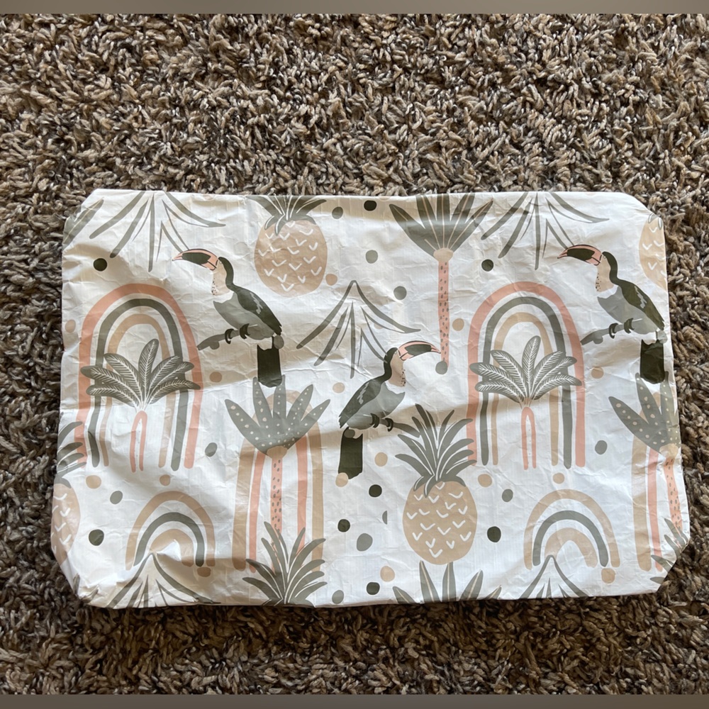 Aloha collection tropical toucan mid pouch